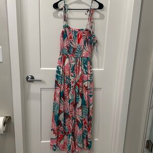 Gorgeous Vici Dolla maxi dress — Large 🦋💕